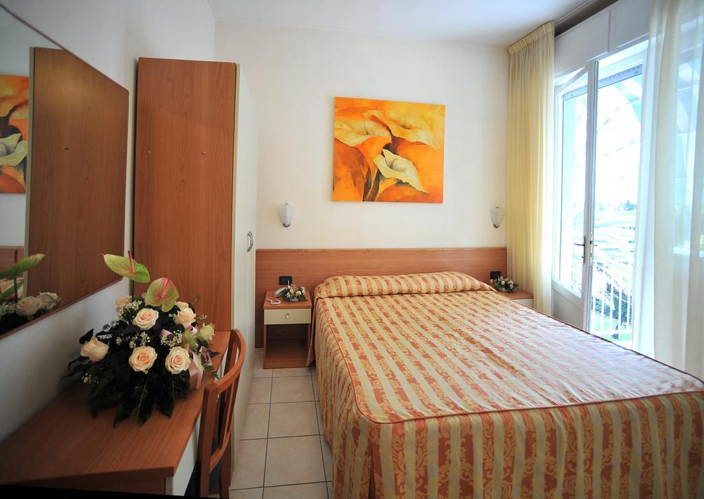 Hotel Riviera Blu Tirrenia Luaran gambar