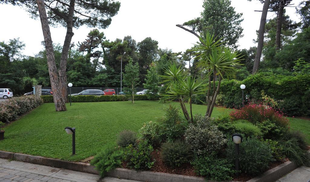 Hotel Riviera Blu Tirrenia Luaran gambar