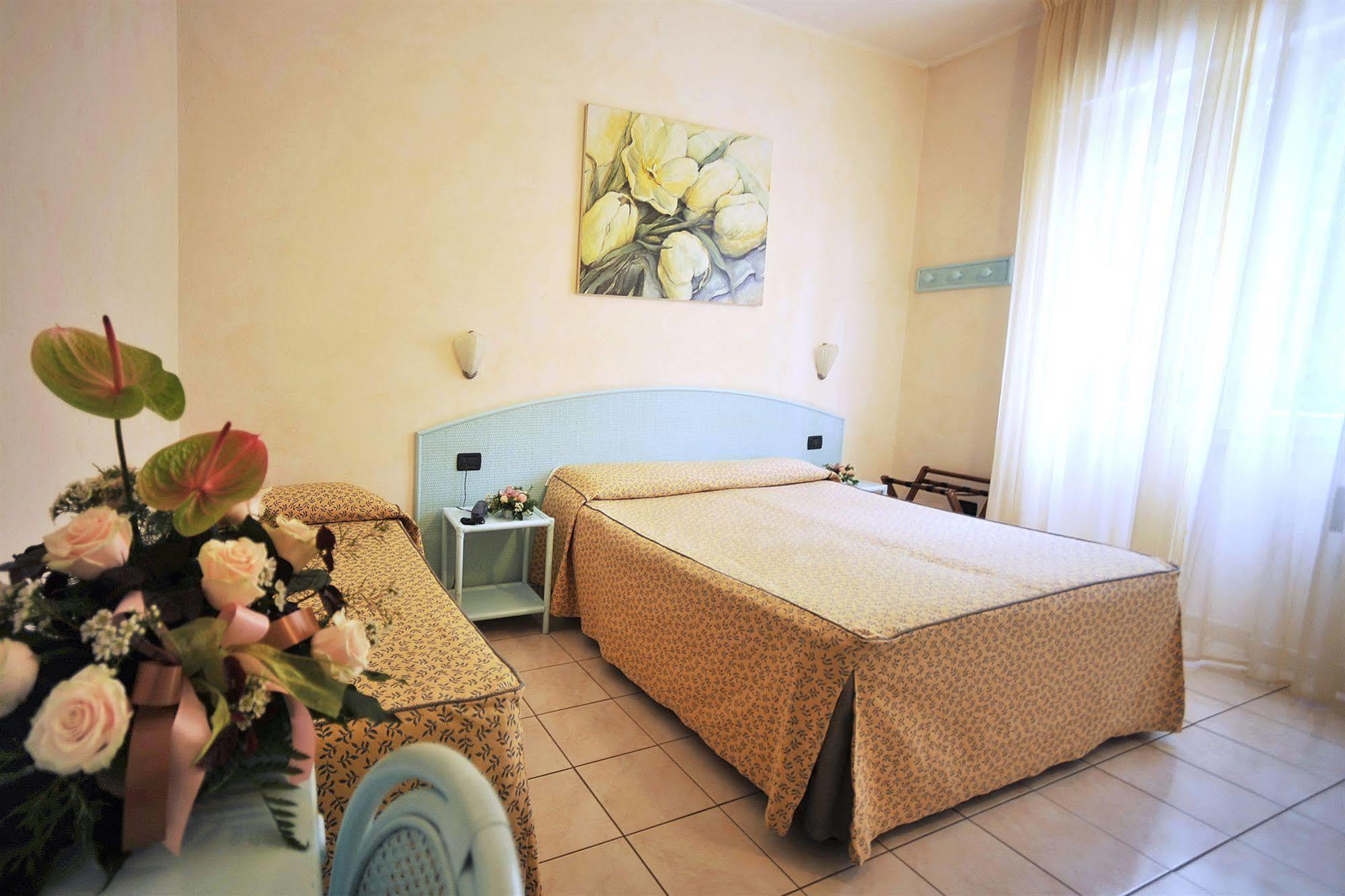 Hotel Riviera Blu Tirrenia Luaran gambar