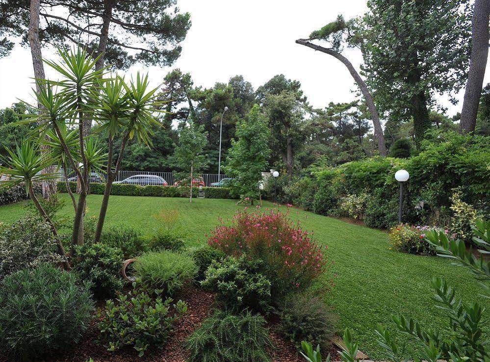 Hotel Riviera Blu Tirrenia Luaran gambar