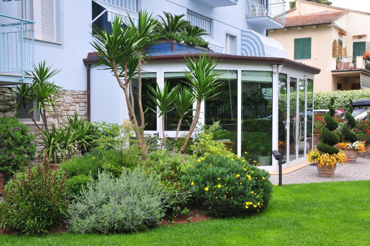 Hotel Riviera Blu Tirrenia Luaran gambar